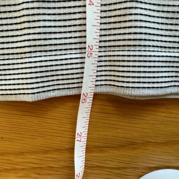 Lululemon Run Swiftly Tech Long Sleeve Crew Stripe Black White - 12 - Picture 14 of 14